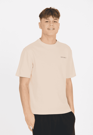 LES’ARCS TYNAN GRAPHIC S/S TEE - YOUTH