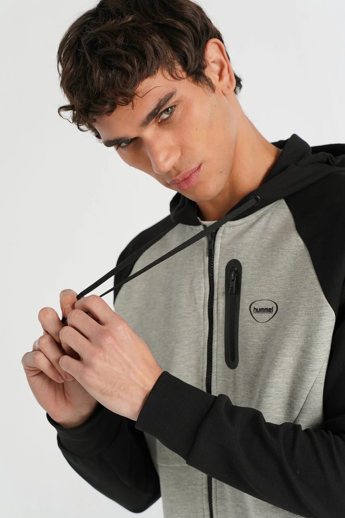 HUMMEL- HMLNOVA ZIP HOODIE