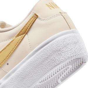 NIKE W BLAZER LOW PLATFORM