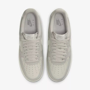 NIKE AIR FORCE 1 '07 LV8